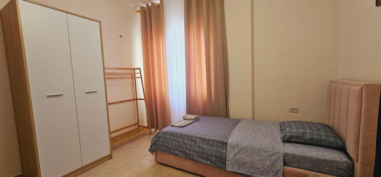 New Bazaar Side Bliss 2 Bed Room Apt With Free Garage Τίρανα Εξωτερικό φωτογραφία
