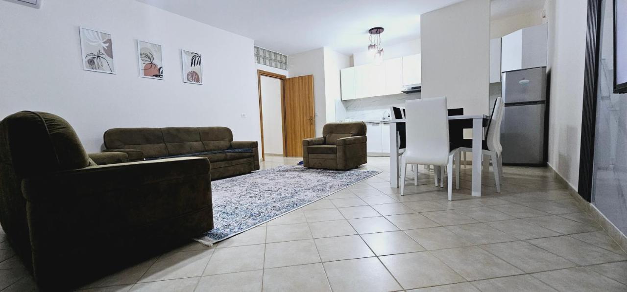 New Bazaar Side Bliss 2 Bed Room Apt With Free Garage Τίρανα Εξωτερικό φωτογραφία