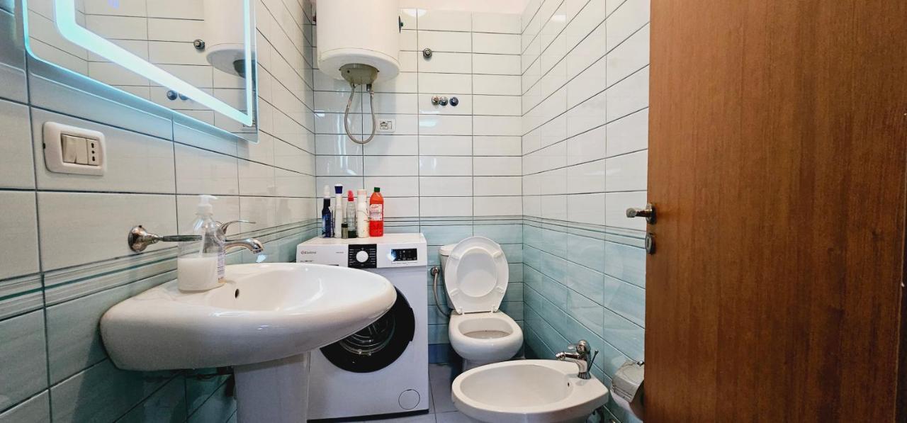 New Bazaar Side Bliss 2 Bed Room Apt With Free Garage Τίρανα Εξωτερικό φωτογραφία